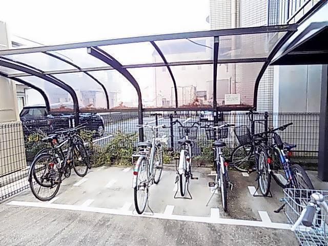 サニーサイド八事 駐車場