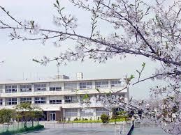 森ビル１ 中学校