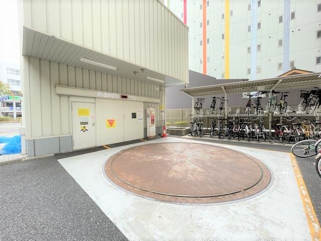 LaSante東別院 駐車場