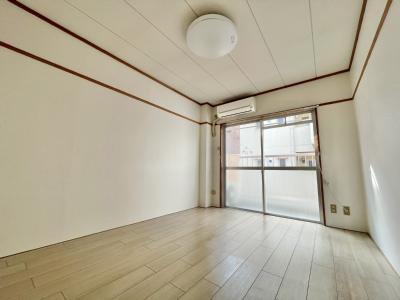 ハイツタカギ 玄関