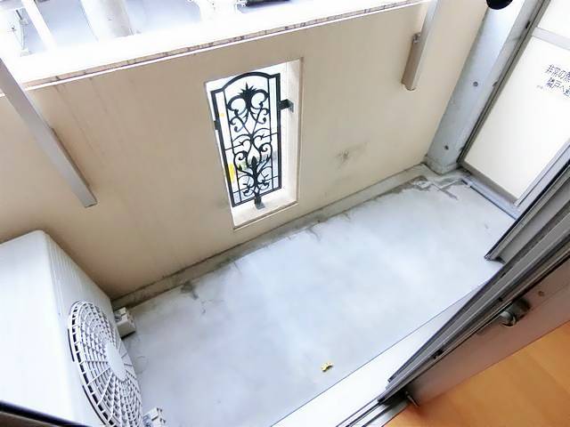 アールズコート本郷駅前 ベランダ
