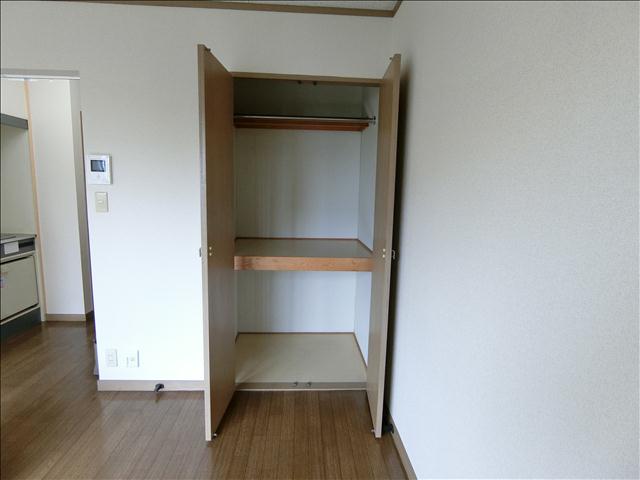 メゾンド喜多山 収納