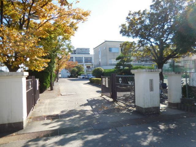 カーサひじり５ 中学校