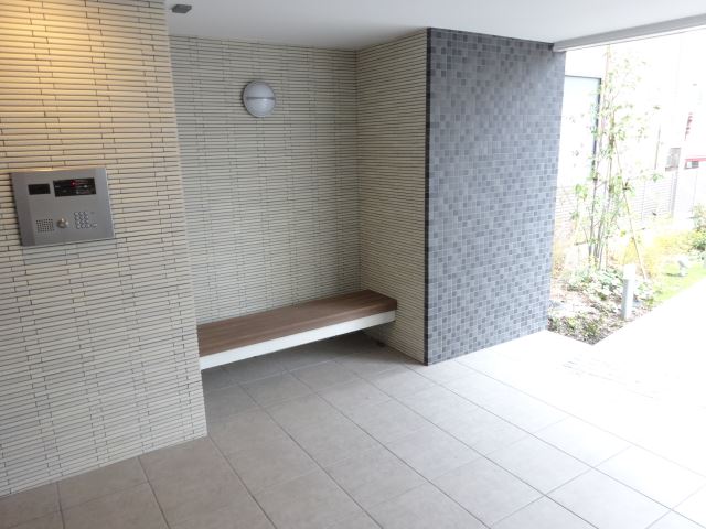 丸東レジデンス大須 エントランス