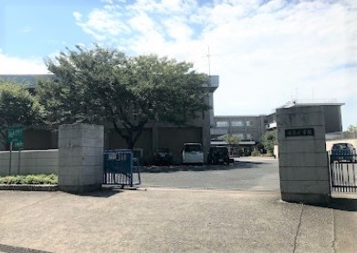 アーバンシャポーナカノ 小学校