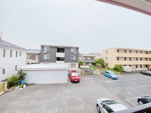 サンライズ 駐車場