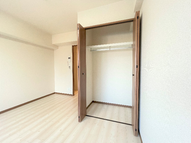 スカイコート阿由知通 収納