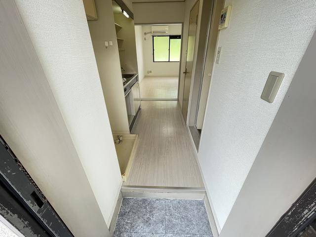 K　BOX 玄関