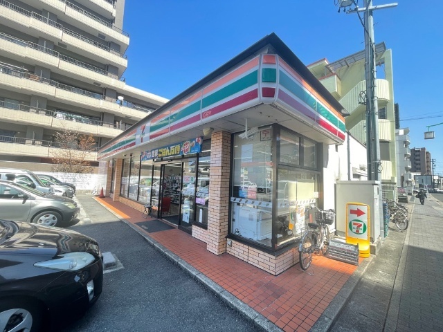 ゴールデンハイツ平針 コンビニ