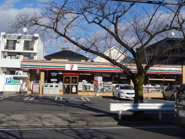 長谷川１７番館 コンビニ