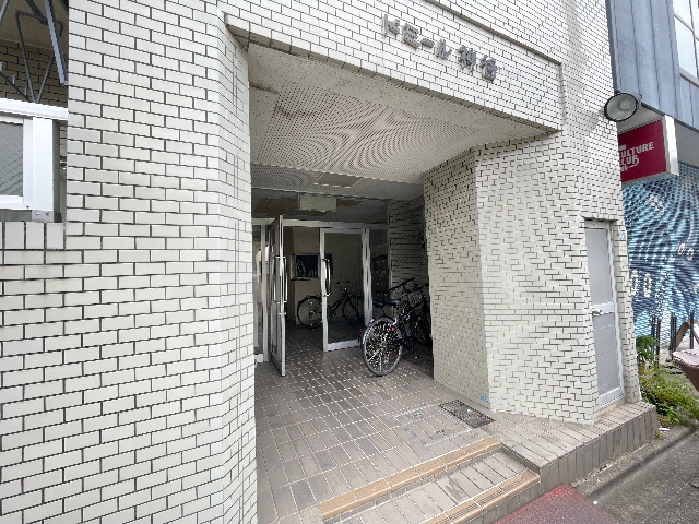 ドミール神谷 エントランス