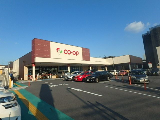 アールズコート本郷駅前 スーパー