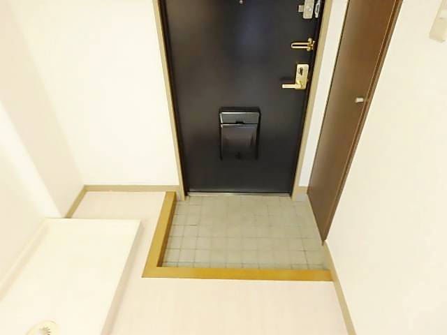 アド・イン 玄関