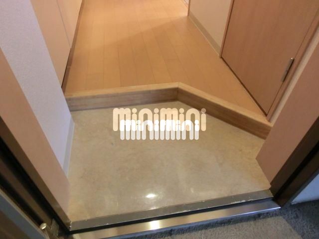 イースタンヒルズ藤が丘駅前 玄関