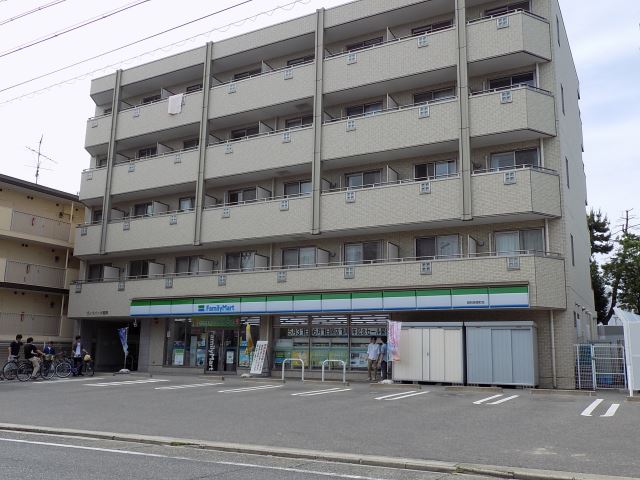フォーシーズンズ大雅 コンビニ