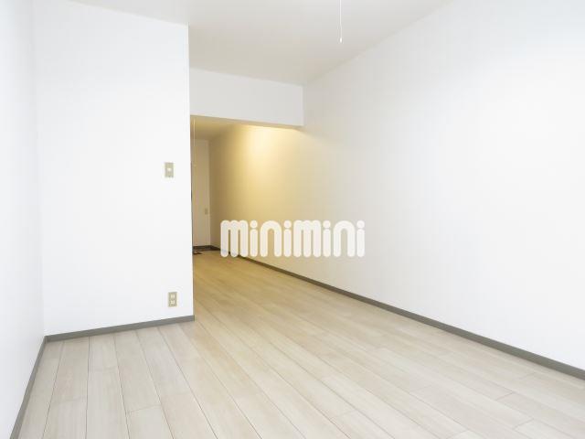 幸川マンション南館 リビング