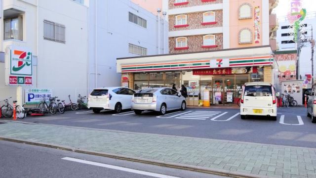 グローリアスＴＭ コンビニ