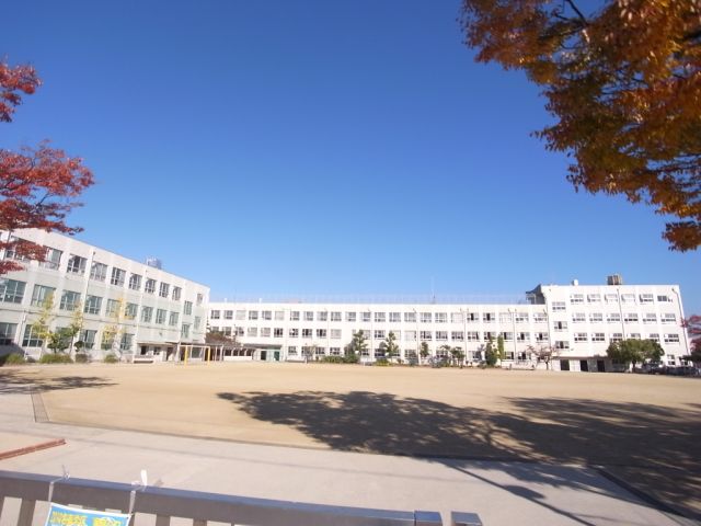 アールズコート一社東 小学校