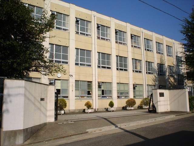 レオン八事　３号館 中学校