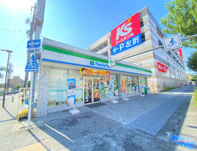 アーバンコート小松 コンビニ
