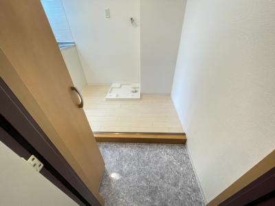 グレースハイツ新栄 玄関