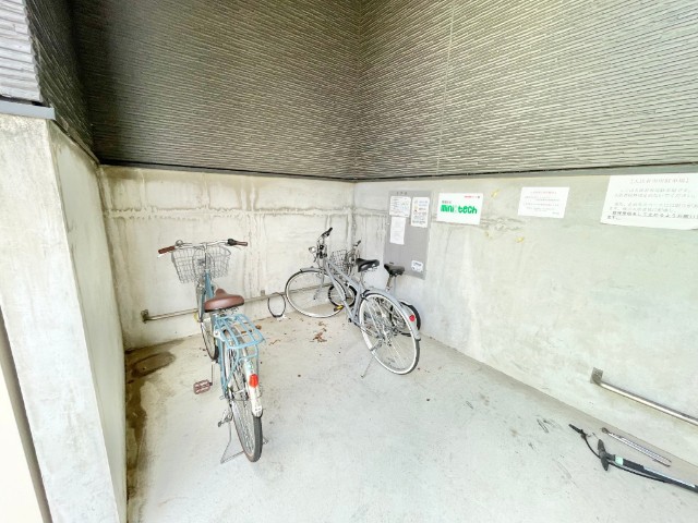 ＢＷ　flat 駐車場