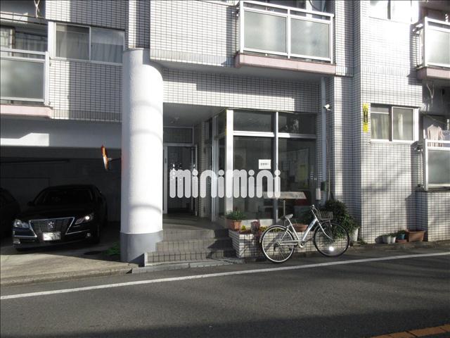 ホワイトヴィラ竜ヶ池 エントランス