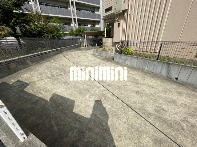 アド・イン エントランス