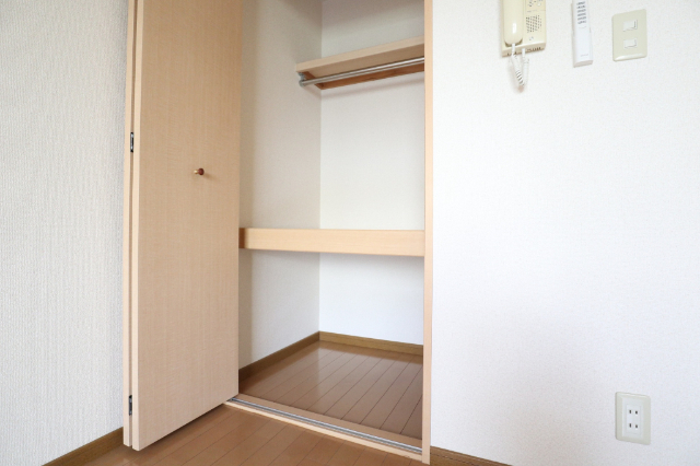 ラフィネ四ツ谷 収納