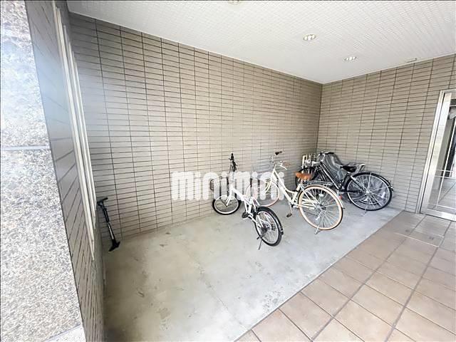 ＦＪダンケ 駐車場