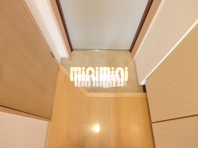イースタンヒルズ藤が丘駅前 玄関