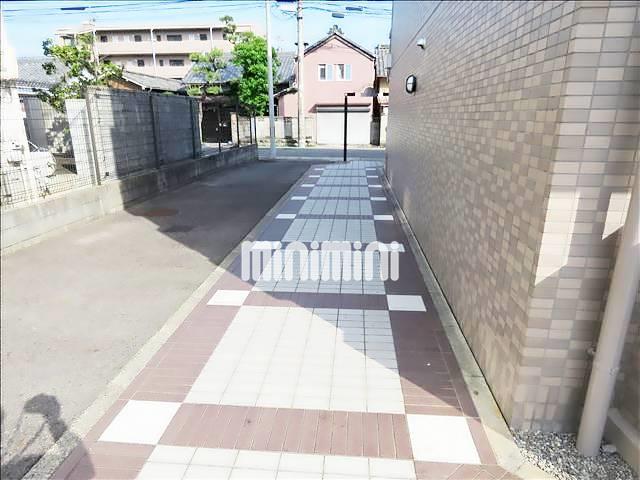 ヒルズオザワ エントランス