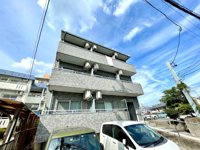 カーサ植田南 外観