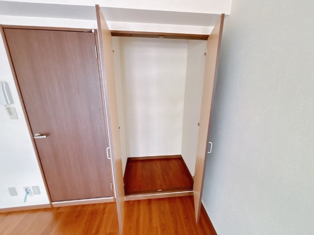 グランデ本郷 収納