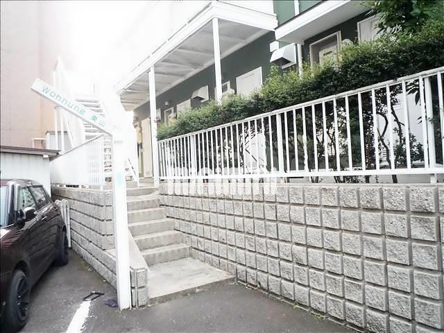 ヴォーヌング東山 エントランス
