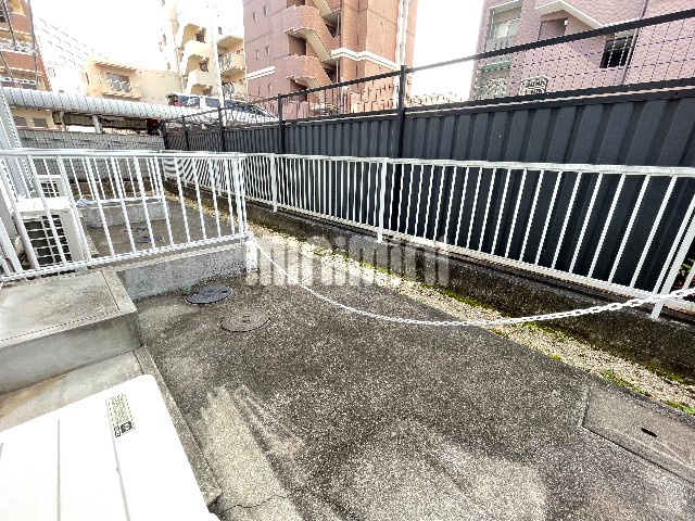 ヴォーヌング東山 ベランダ