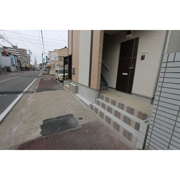 ヒルズ黒川 エントランス