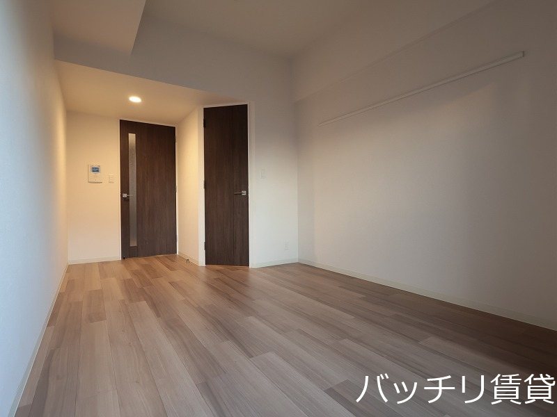 ルネフラッツ庄内通駅前  リビング