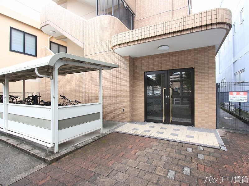 SK　House  エントランス