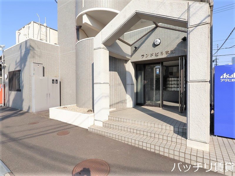 ランドビル本陣 エントランス