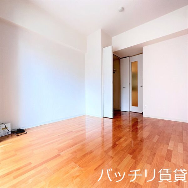ESTACION KANAYAMA WEST・EAST リビング