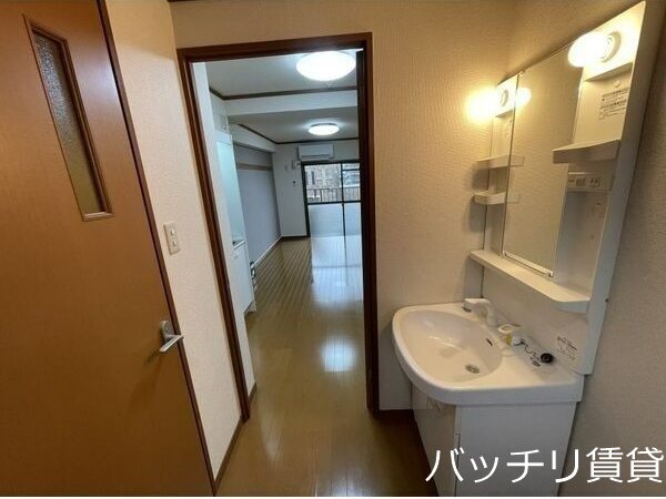 サンシティ庄内 玄関