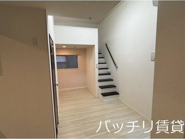 愛知県名古屋市中区新栄３丁目 リビング