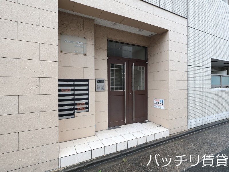 スワローハイム岩塚  エントランス