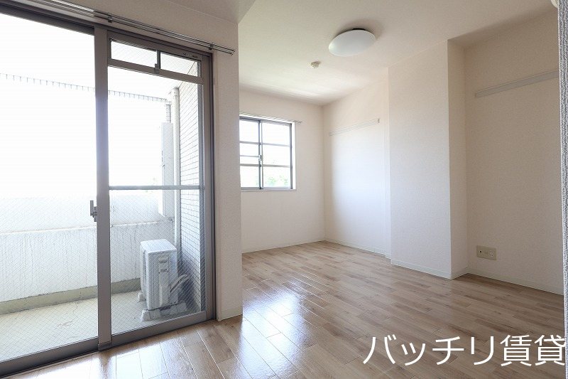 スワローハイム岩塚  ベッドルーム