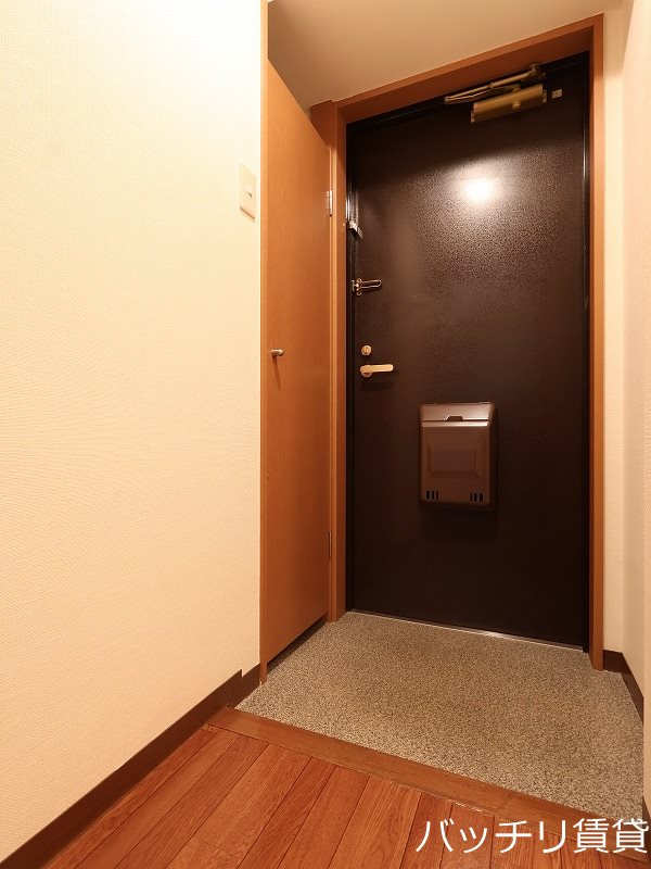 ドゥ　カンパーニュ 玄関