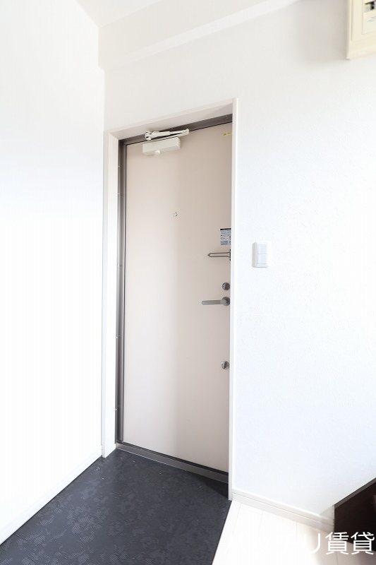 Via・Monte  玄関