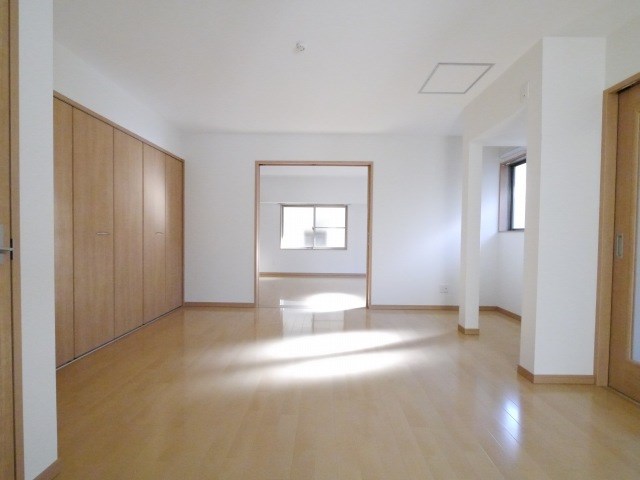 立石6丁目貸戸建 リビング
