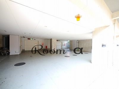 プラウドフラット鶴見Ⅰ 駐車場