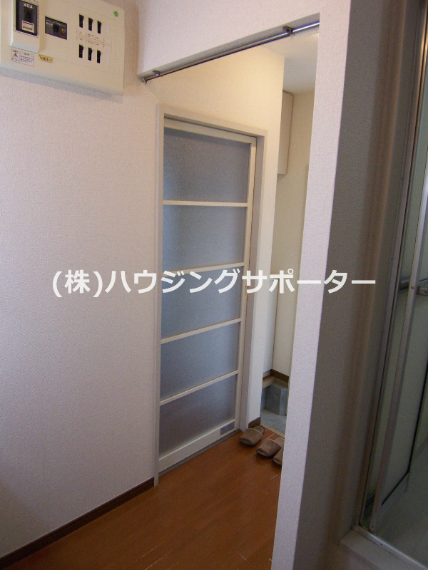 サントゥールＢ 玄関